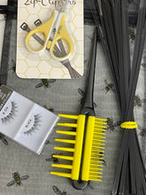 Bonus Pack - Teasing Brush, zip clippers, zip ties and eye lashes